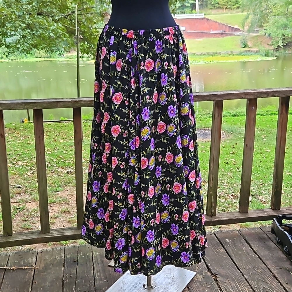 Magic Pink & Purple Rose Print Skirt